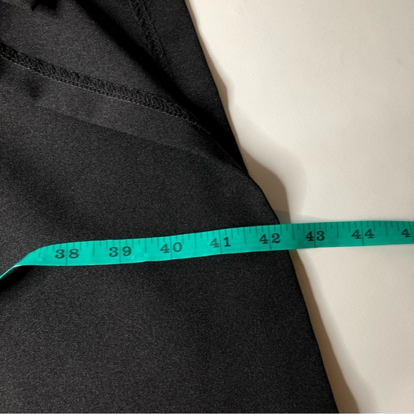 VTG 80s Shift Dress Thick Poly w/ Pleated Detail, Padded, Mod Minimal Black Sz 8 - Picture 13 of 14